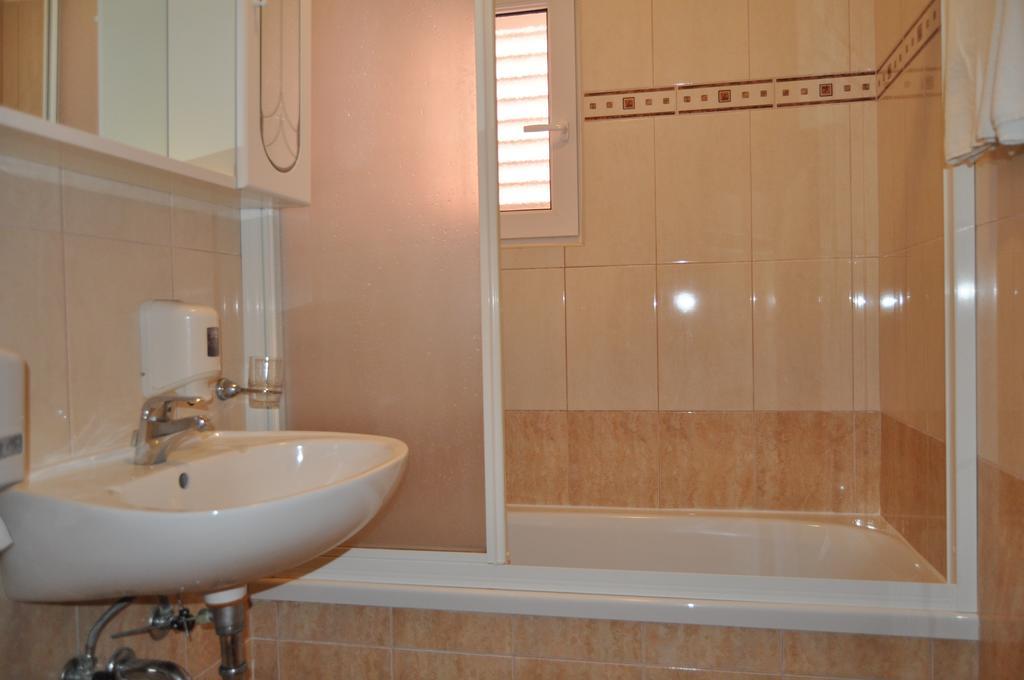 Couette-café Vrgorac 3*